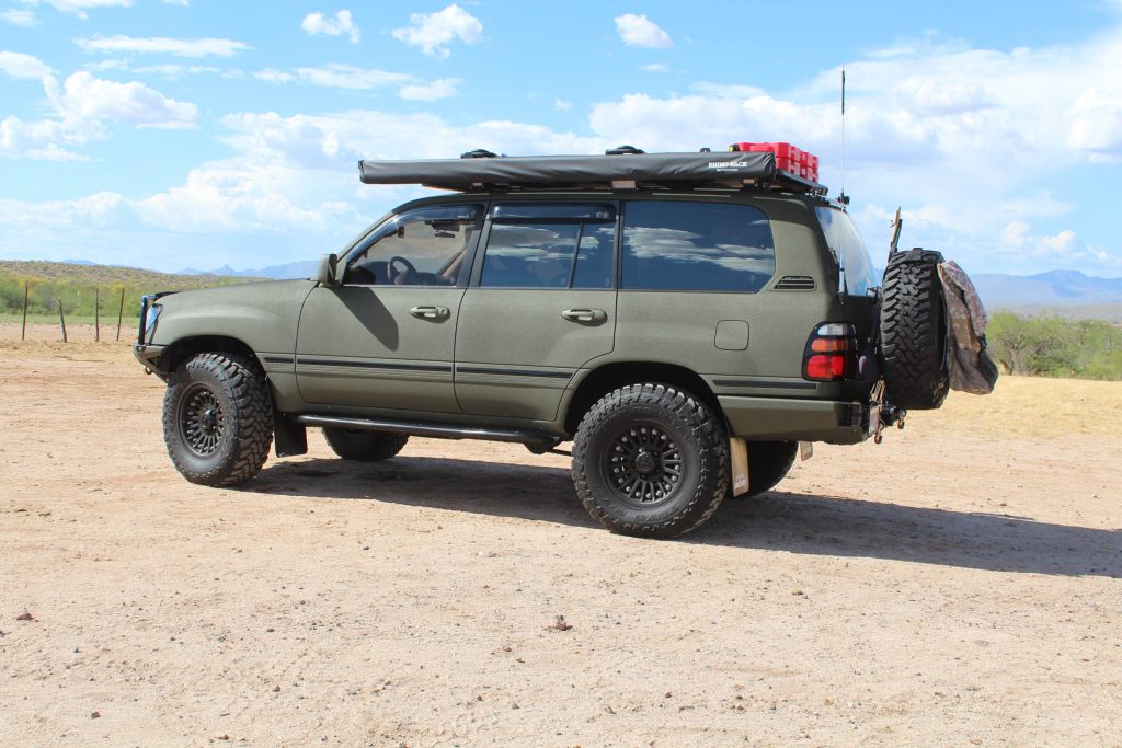 Car hire to Volcanoes National Park from Kigali